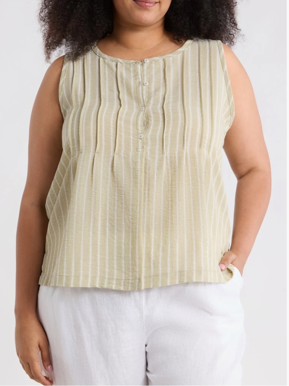 MAX STUDIO Sage White Stripe Pintucked Sleeveless Women’s Top size 1X MSRP $118